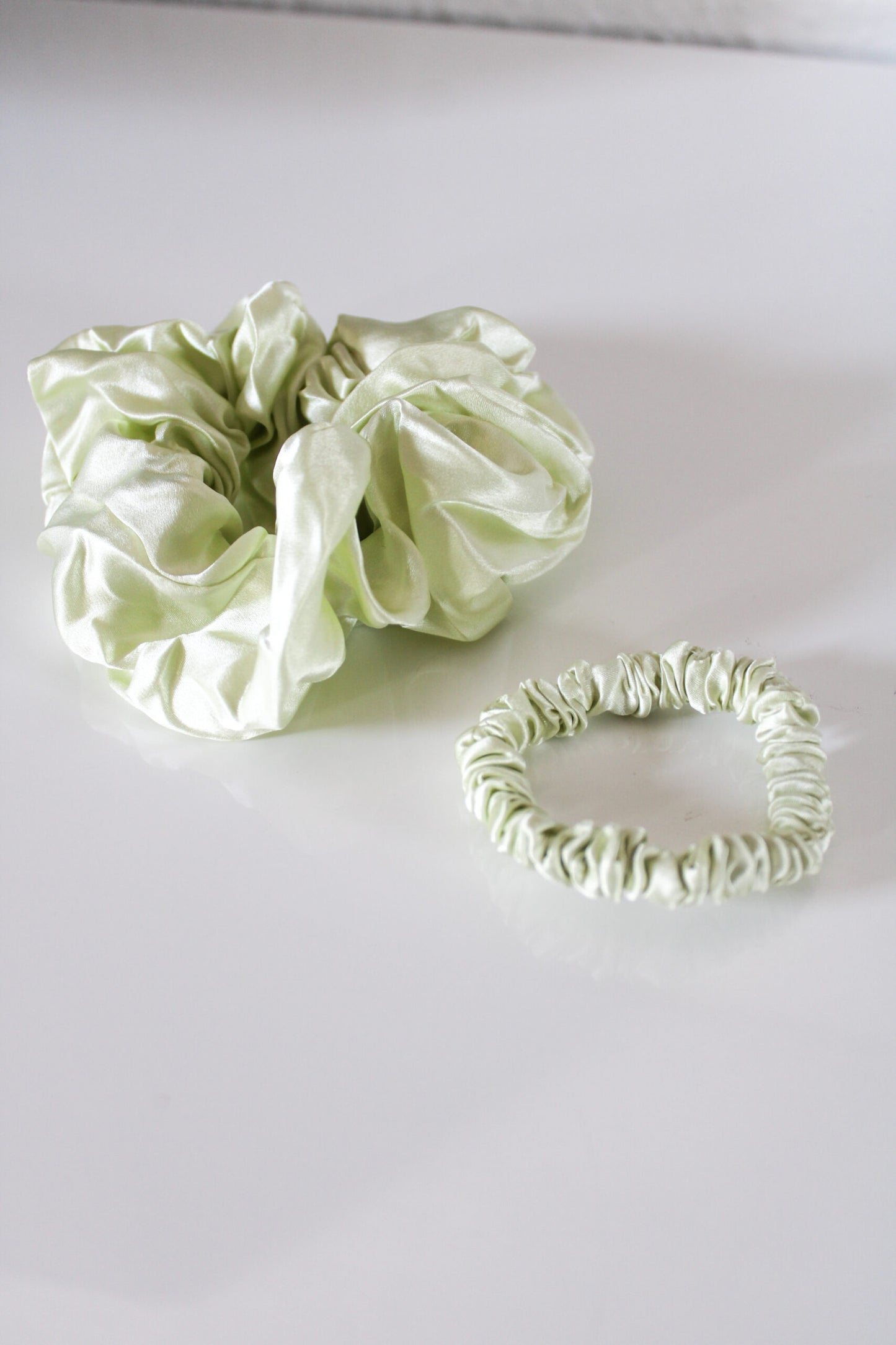 Morbær XL + Mini Silke Scrunchie Lys Grøn