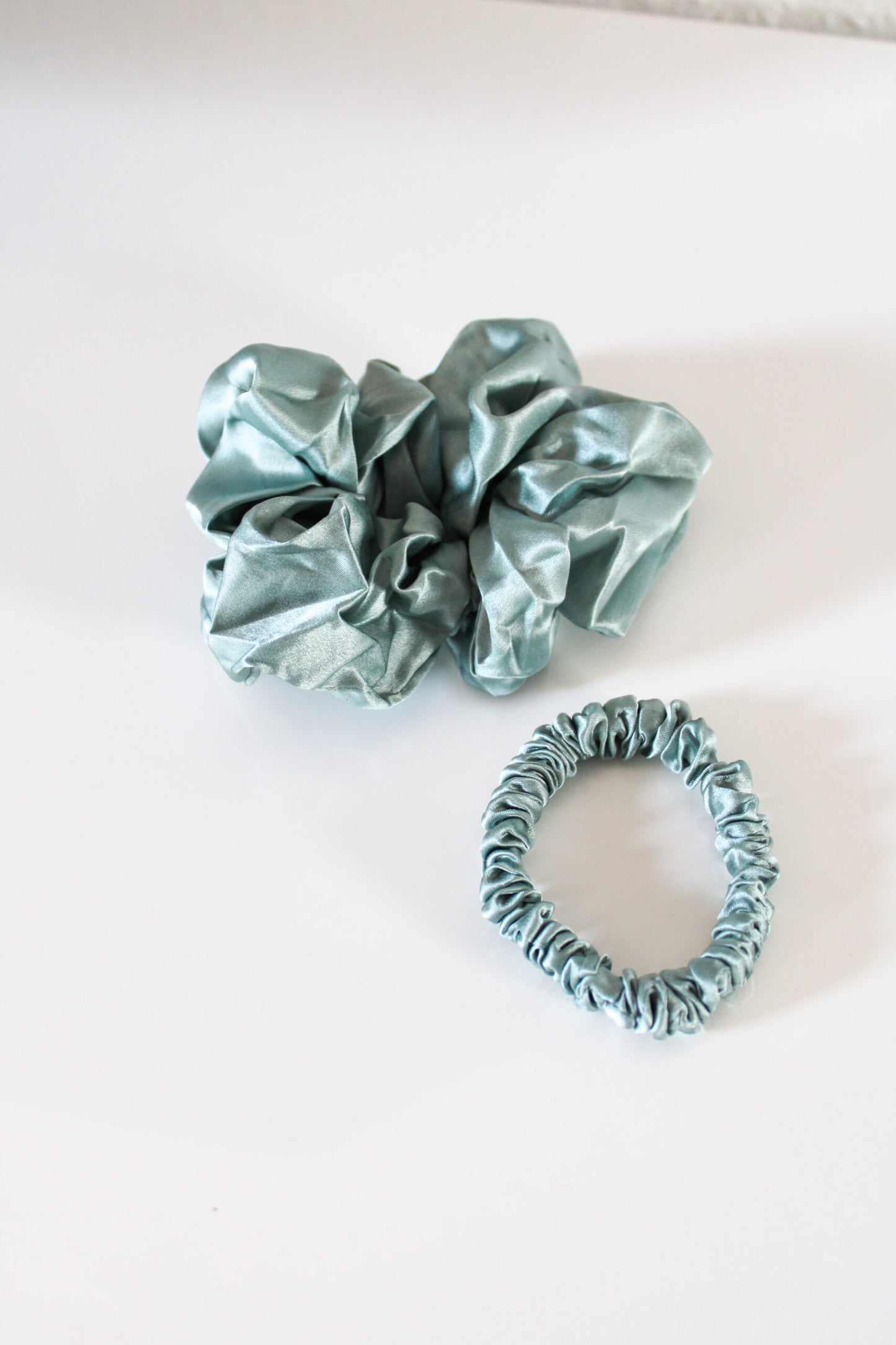 Morbær XL + Mini Silke Scrunchie Skov Grøn