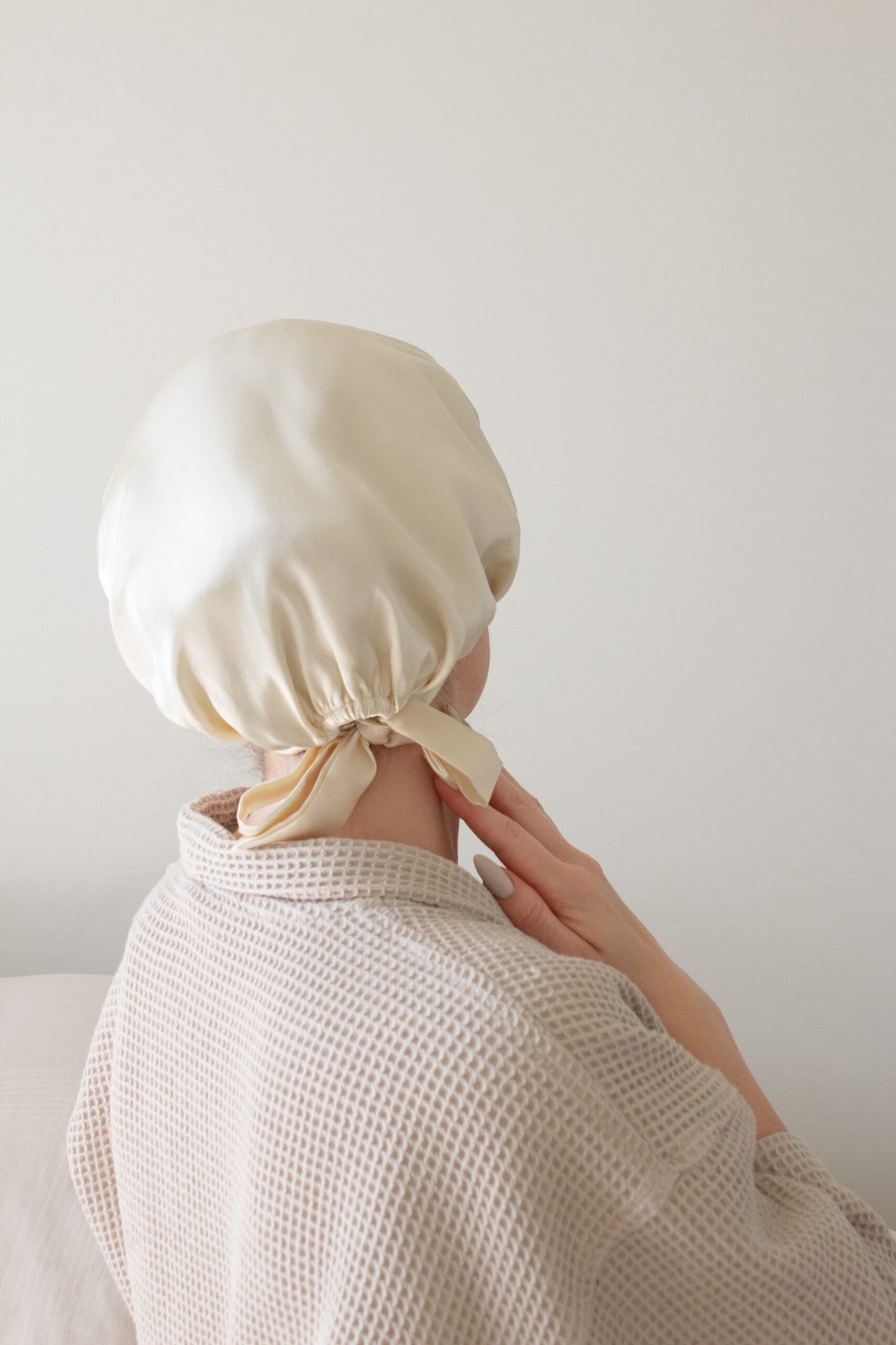 Beskyttende 2 lag Silke Hår Maske